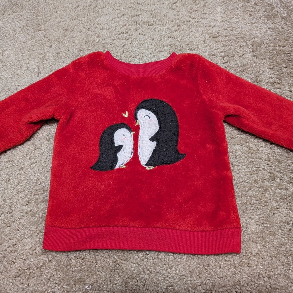 18M faux fur sweater with two penguins